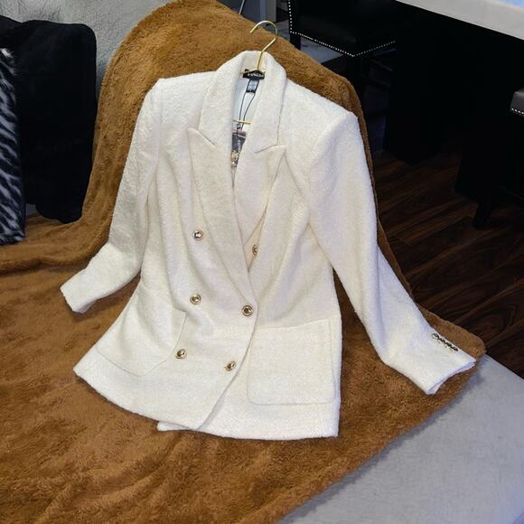Express Wool-Blend Double Breasted Novelty Button Blazer in Ivory & Gold - Picture 9 of 17